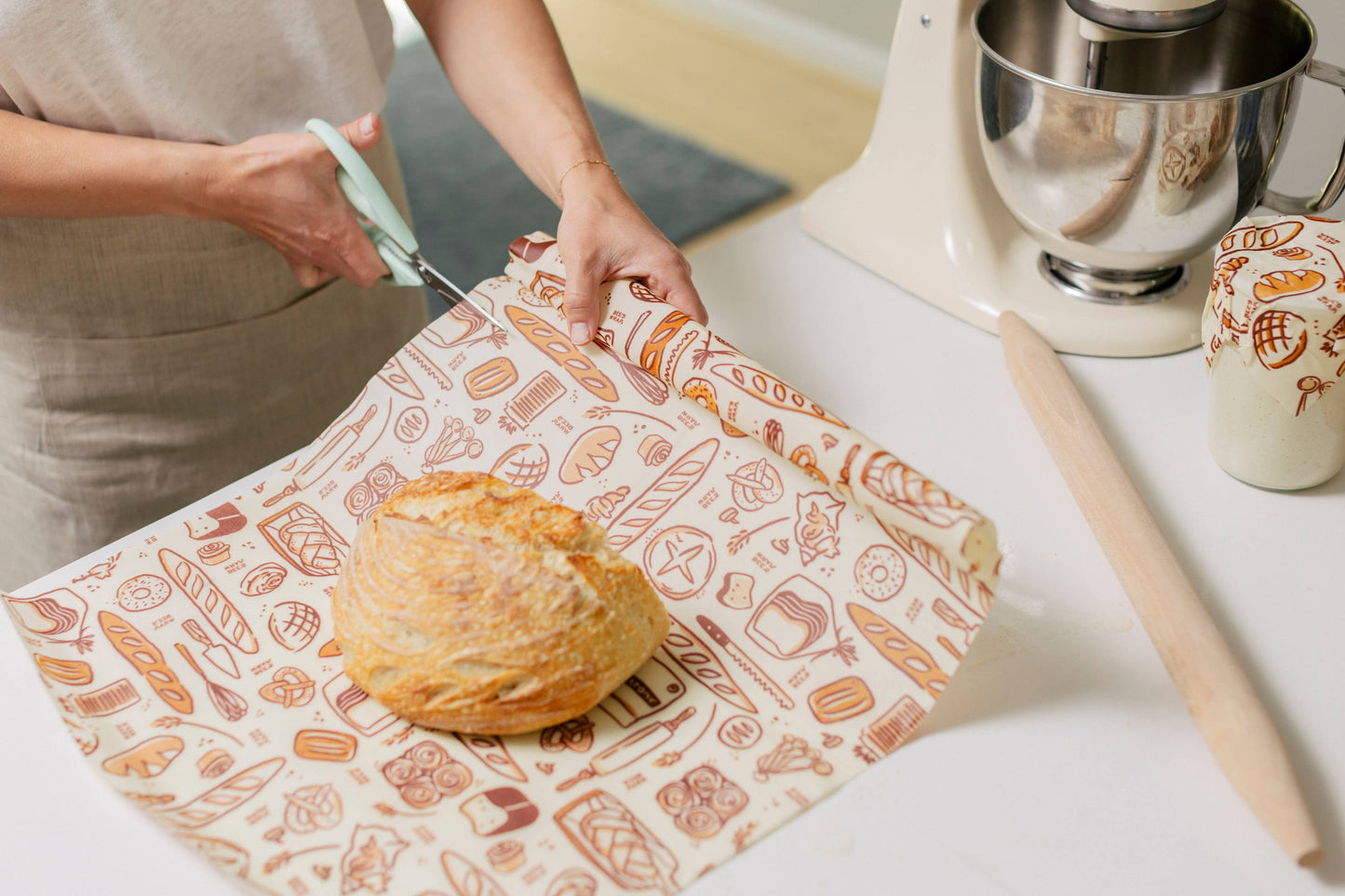 Bees Wrap Reusable Beeswax Food Wrap Roll - Bakery Lane