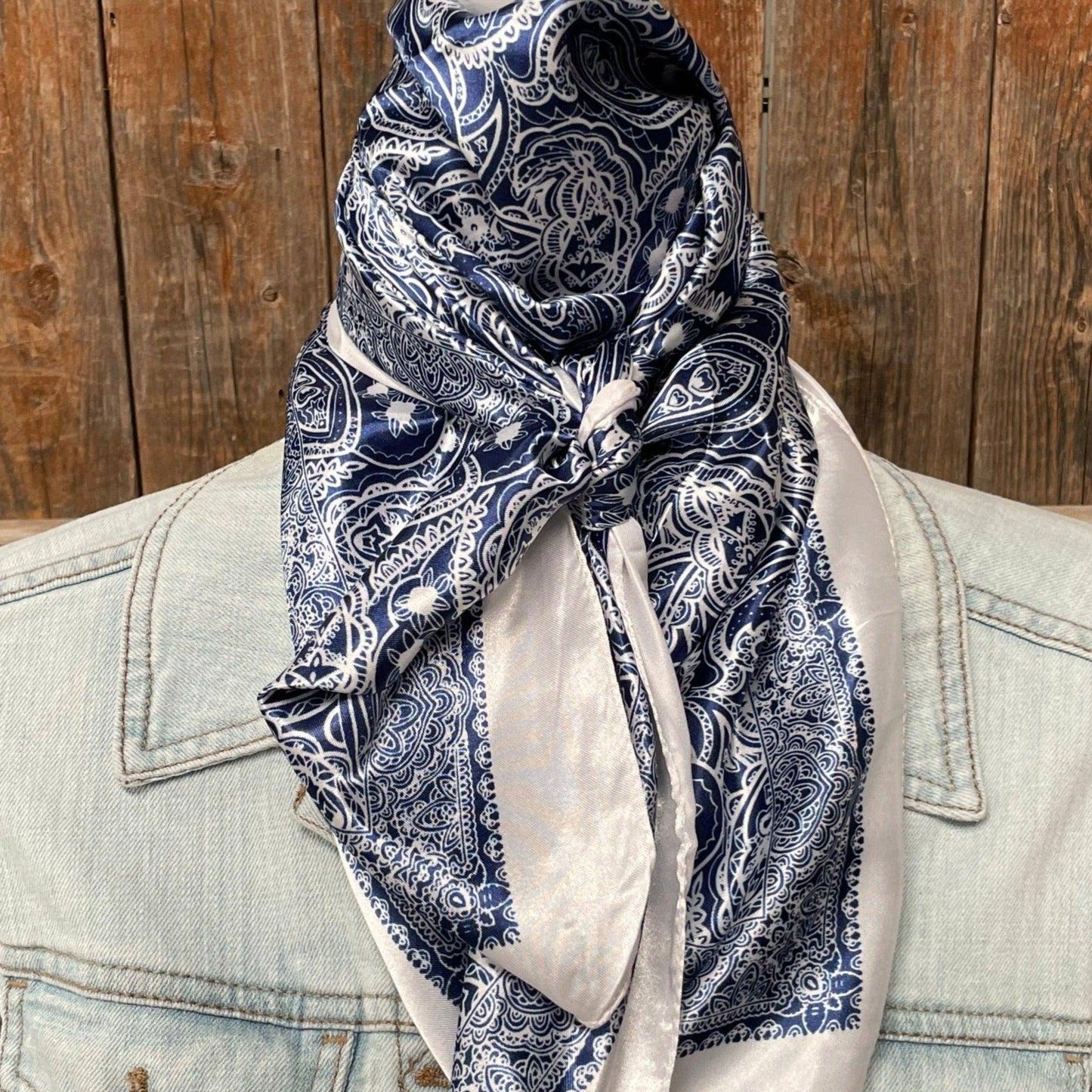 35X35" Blue & White Paisley Wild Rag/Scarf WR3403