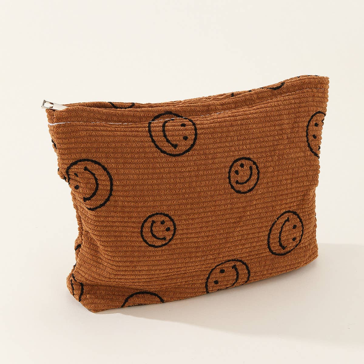 SIMPLE SMILEY FACE LARGE COSMETIC BAG_CWAB1036