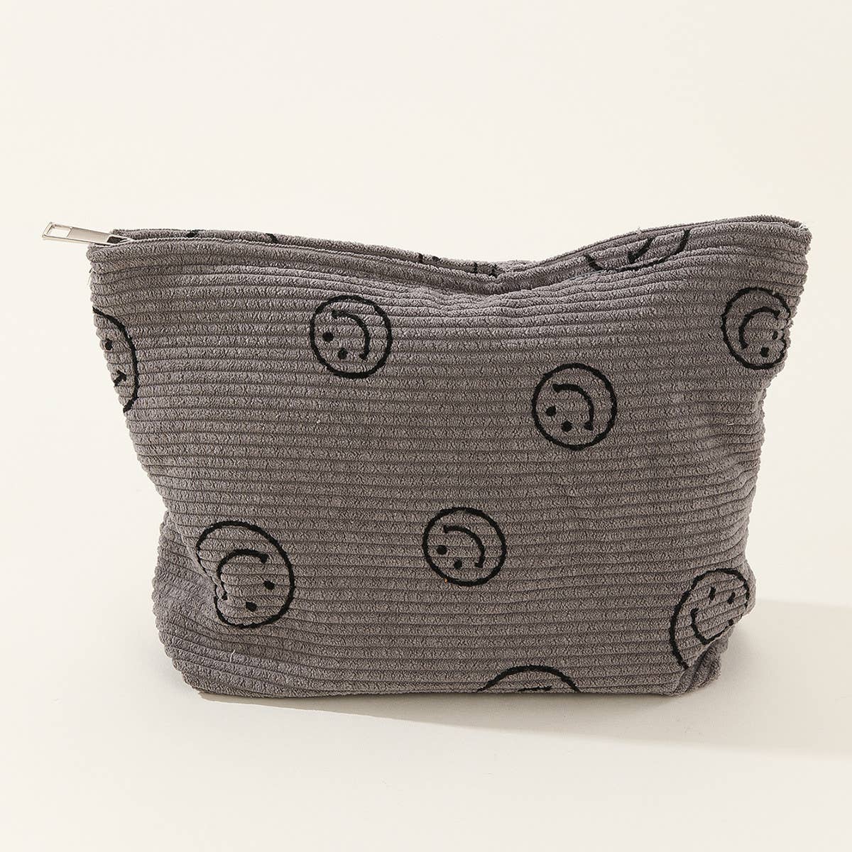 SIMPLE SMILEY FACE LARGE COSMETIC BAG_CWAB1036