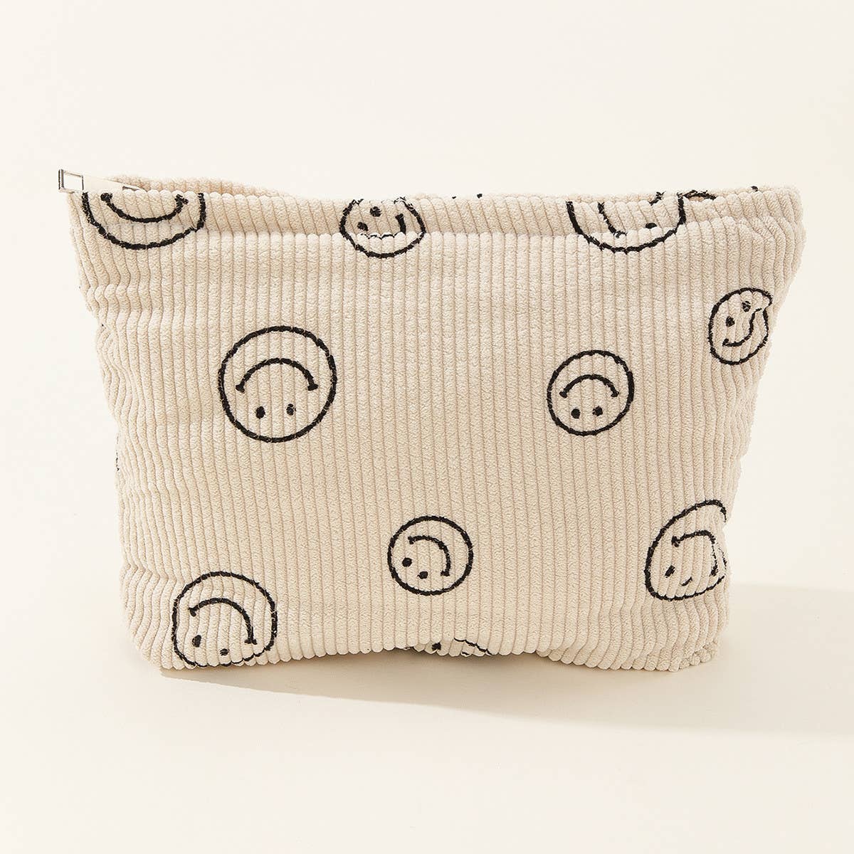 SIMPLE SMILEY FACE LARGE COSMETIC BAG_CWAB1036