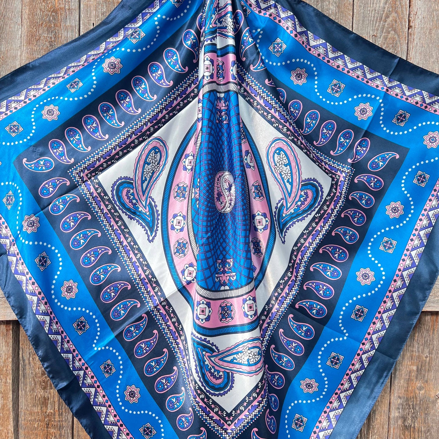 35X35"  Blue/Pink/Purple Paisley Wild Rag/Scarf WR3406