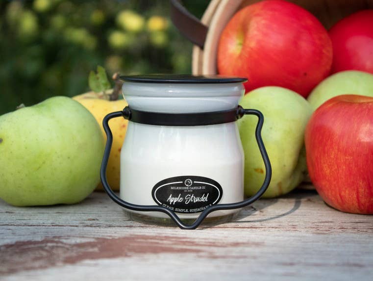 5 oz Cream Jar Candle: Apple Strudel